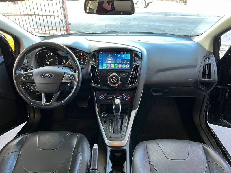 FORD - FOCUS - 2016/2016 - Preta - R$ 54.900,00