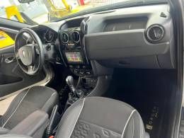 RENAULT - DUSTER OROCH - 2017/2017 - Prata - R$ 71.900,00