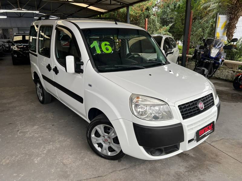 FIAT - DOBLÓ - 2016/2016 - Branca - R$ 54.900,00