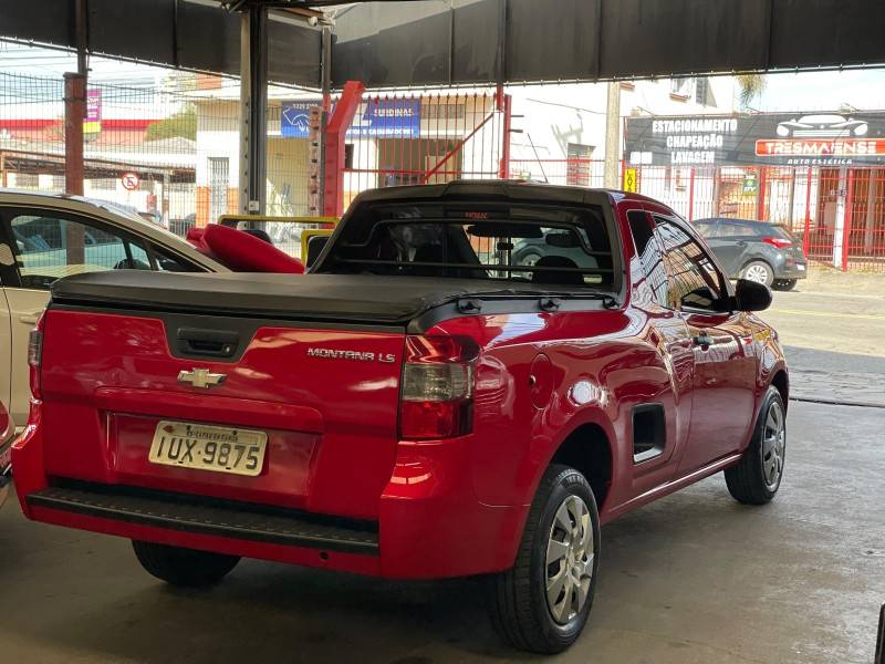 CHEVROLET - MONTANA - 2013/2014 - Vermelha - R$ 45.900,00