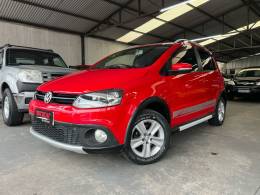 VOLKSWAGEN - CROSSFOX - 2010/2010 - Vermelha - R$ 41.900,00