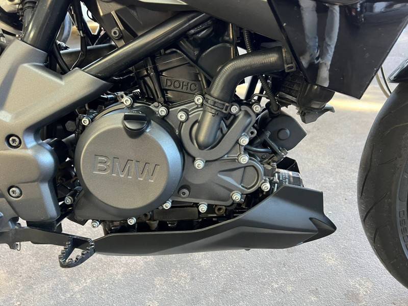 BMW - G 310R - 2017/2018 - Preta - R$ 19.900,00