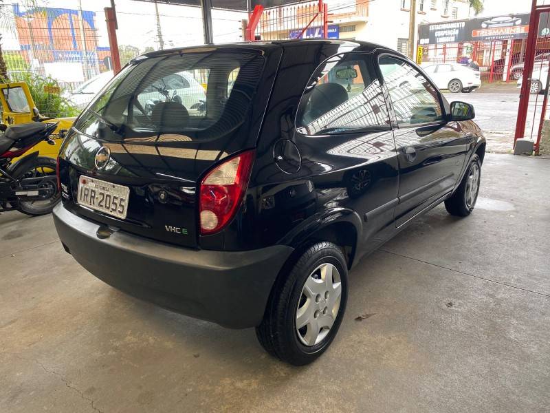 CHEVROLET - CELTA - 2010/2011 - Preta - R$ 21.900,00