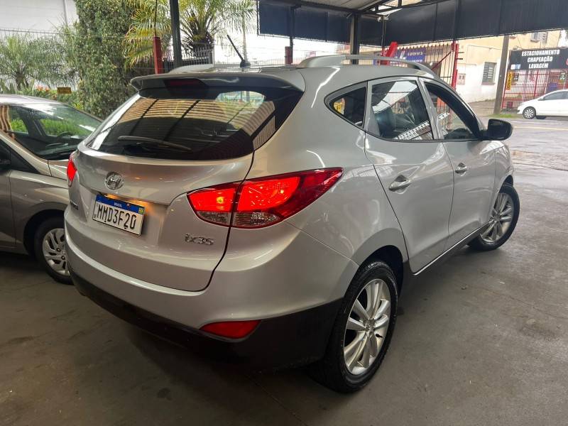 HYUNDAI - IX35 - 2011/2011 - Prata - R$ 59.900,00