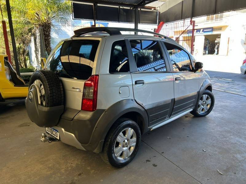 FIAT - IDEA - 2008/2008 - Prata - R$ 31.900,00