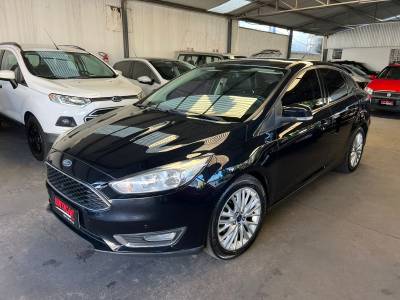 FORD - FOCUS - 2016/2016 - Preta - R$ 54.900,00