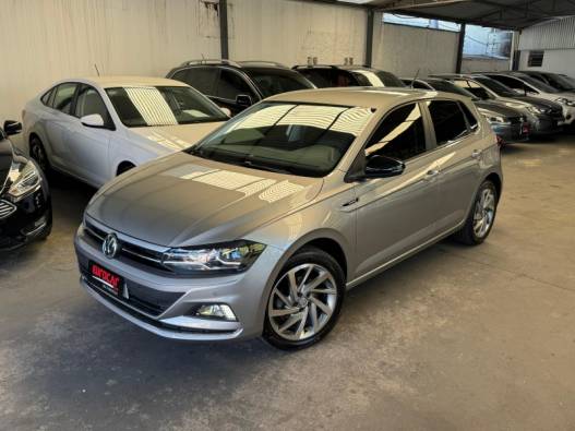 VOLKSWAGEN - POLO - 2018/2019 - Prata - R$ 82.900,00