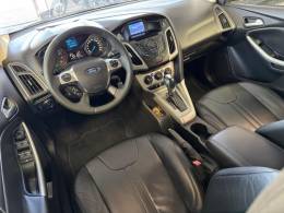 FORD - FOCUS - 2015/2015 - Branca - R$ 53.900,00