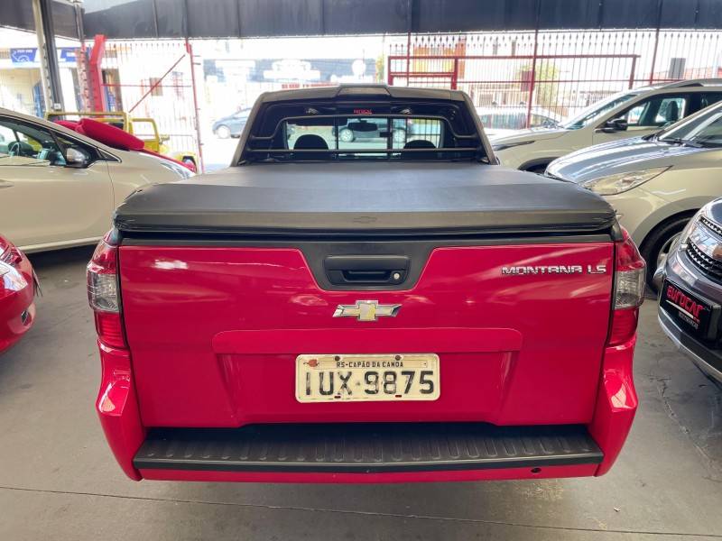 CHEVROLET - MONTANA - 2013/2014 - Vermelha - R$ 45.900,00