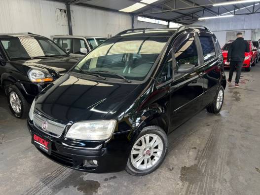 FIAT - IDEA - 2010/2010 - Preta - R$ 29.900,00
