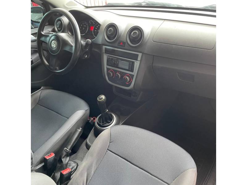 VOLKSWAGEN - SAVEIRO - 2011/2012 - Vermelha - R$ 41.900,00