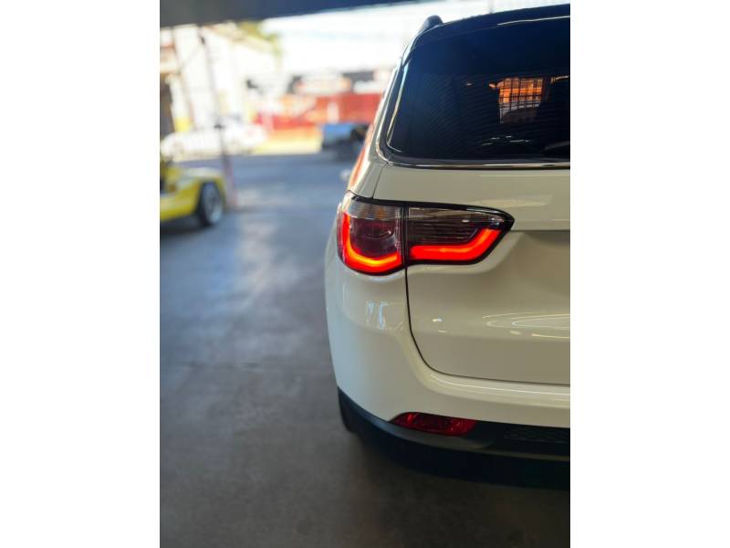 JEEP - COMPASS - 2018/2018 - Branca - R$ 99.900,00