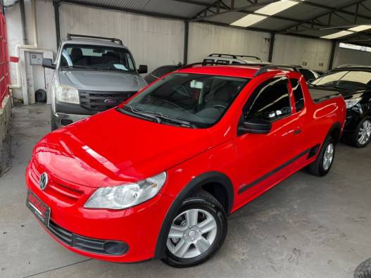 VOLKSWAGEN - SAVEIRO - 2011/2012 - Vermelha - R$ 39.900,00