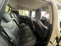 FIAT - TORO - 2017/2017 - Prata - R$ 99.900,00