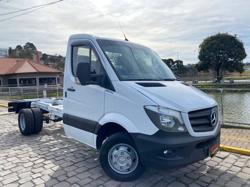 MERCEDES-BENZ - SPRINTER - 2018/2019 - Branca - R$ 209.900,00