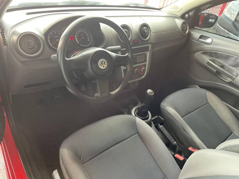 VOLKSWAGEN - SAVEIRO - 2011/2012 - Vermelha - R$ 41.900,00