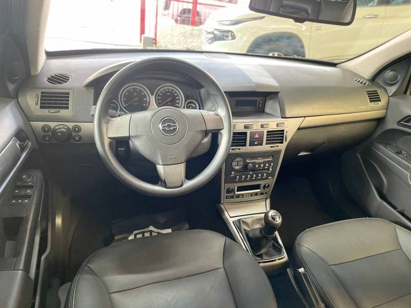 CHEVROLET - VECTRA - 2008/2008 - Preta - R$ 33.900,00