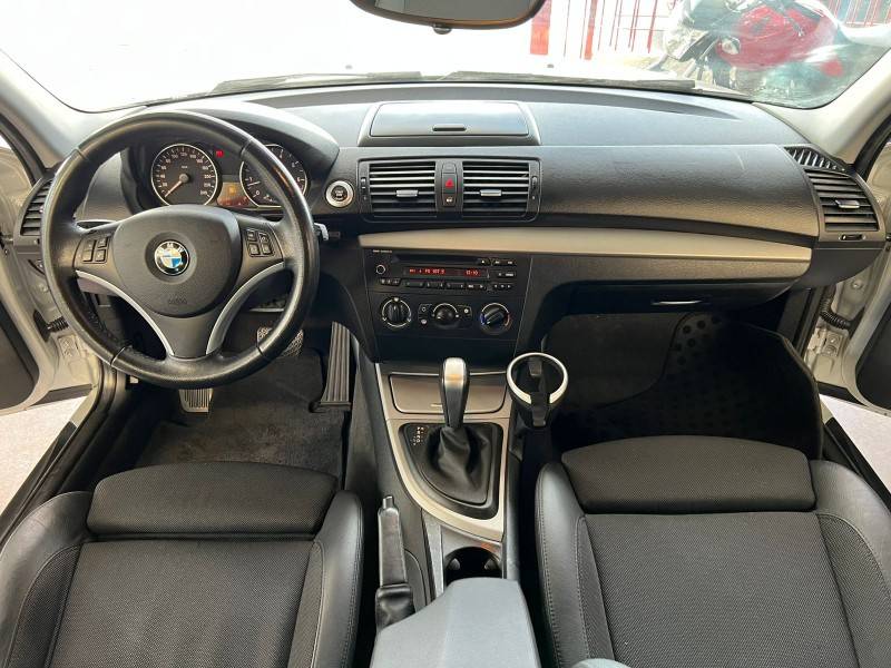BMW - 118I - 2010/2010 - Prata - R$ 49.900,00
