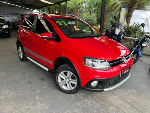VOLKSWAGEN - CROSSFOX - 2010/2010 - Vermelha - R$ 41.900,00