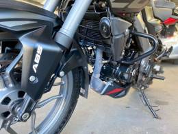 BAJAJ - DOMINAR D200 - 2024/2025 - Preta - R$ 19.900,00
