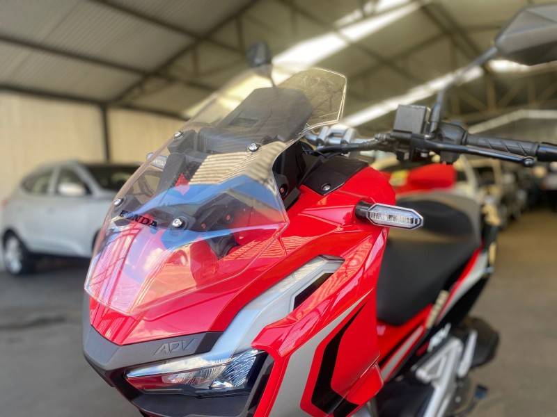 HONDA - ADV 150 - 2021/2022 - Vermelha - R$ 22.900,00