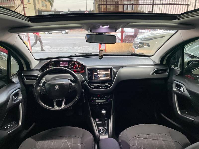 PEUGEOT - 208 - 2013/2014 - Branca - R$ 44.900,00