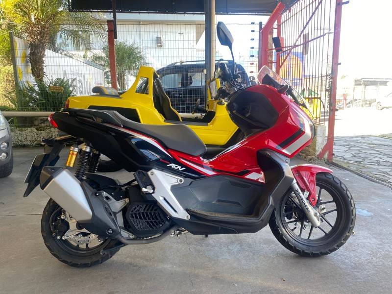 HONDA - ADV 150 - 2021/2022 - Vermelha - R$ 22.900,00