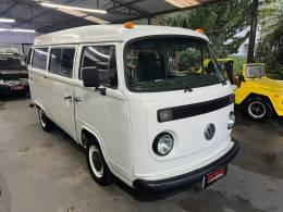 VOLKSWAGEN - KOMBI - 2004/2004 - Branca - R$ 25.900,00