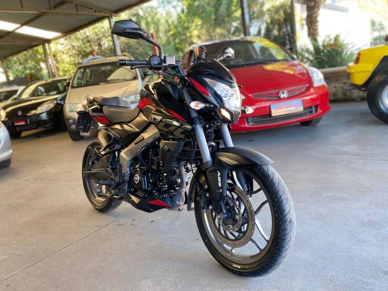 BAJAJ - DOMINAR D200 - 2024/2025 - Preta - R$ 19.900,00