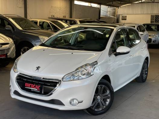 PEUGEOT - 208 - 2014/2015 - Branca - R$ 49.900,00