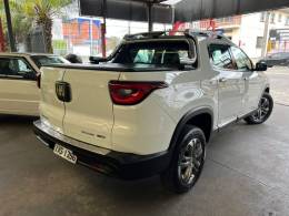 FIAT - TORO - 2017/2017 - Prata - R$ 99.900,00