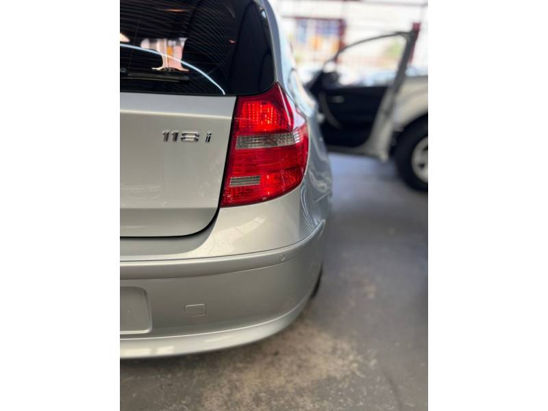 BMW - 118I - 2010/2010 - Prata - R$ 49.900,00