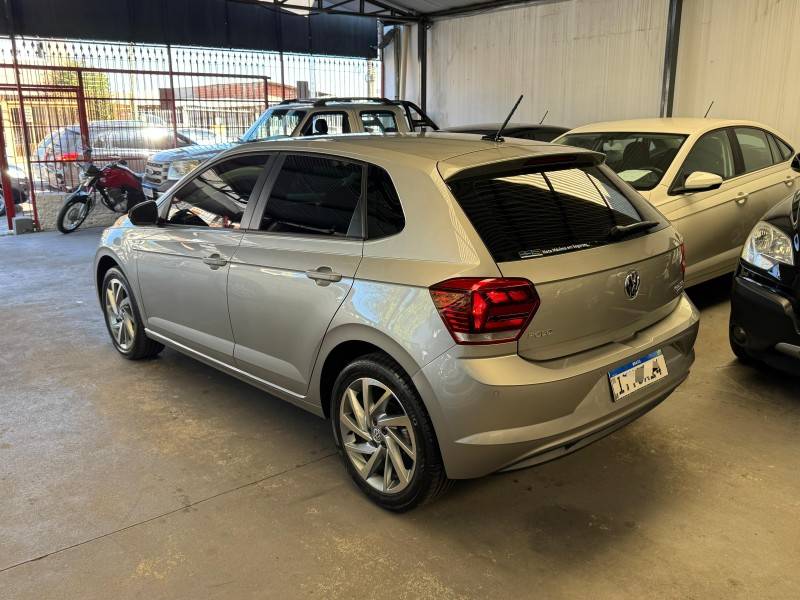 VOLKSWAGEN - POLO - 2018/2019 - Prata - R$ 82.900,00