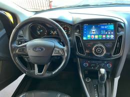 FORD - FOCUS - 2016/2016 - Preta - R$ 54.900,00