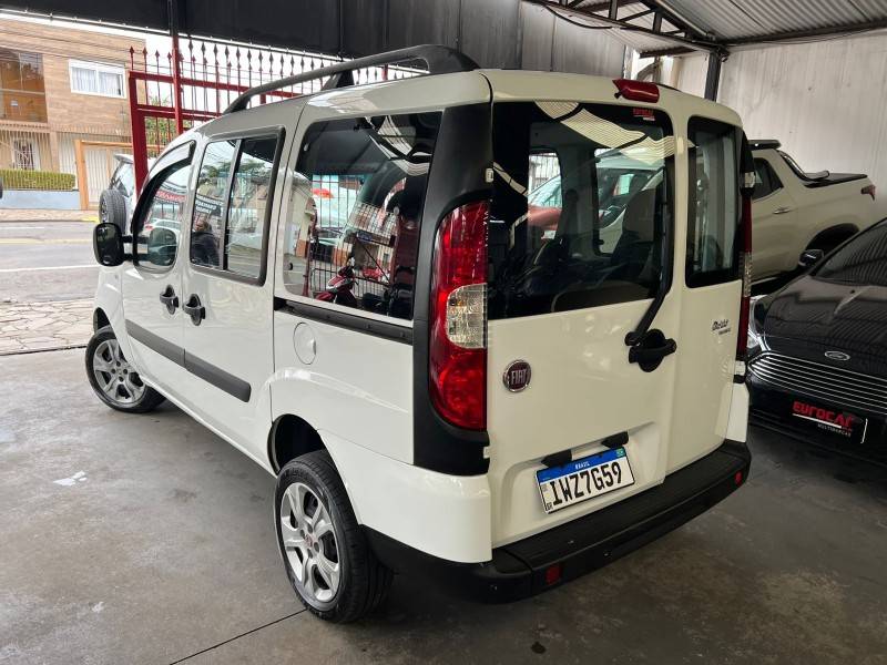 FIAT - DOBLÓ - 2016/2016 - Branca - R$ 54.900,00