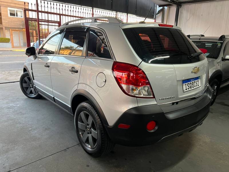 CHEVROLET - CAPTIVA - 2011/2011 - Prata - R$ 41.000,00