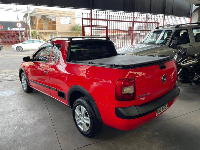 VOLKSWAGEN - SAVEIRO - 2011/2012 - Vermelha - R$ 39.900,00