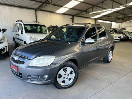 CHEVROLET - PRISMA - 2011/2012 - Cinza - R$ 31.900,00