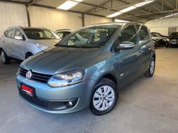 VOLKSWAGEN - FOX - 2011/2011 - Verde - R$ 31.900,00