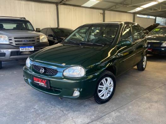 CHEVROLET - CORSA - 2002/2002 - Verde - R$ 16.900,00
