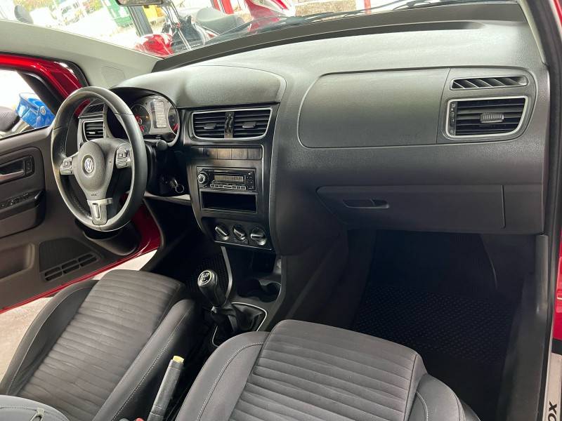 VOLKSWAGEN - CROSSFOX - 2010/2010 - Vermelha - R$ 41.900,00